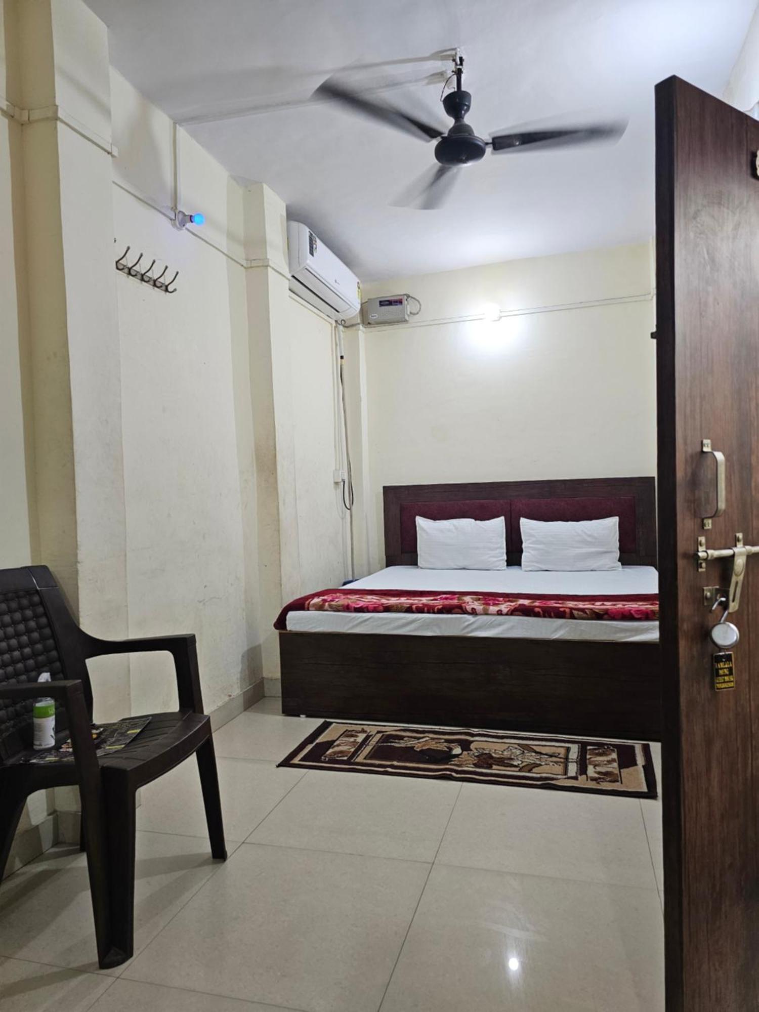 Ramlala Paying Guest House Stay Just 100M From Saryu Ghat, Ayodhya Εξωτερικό φωτογραφία